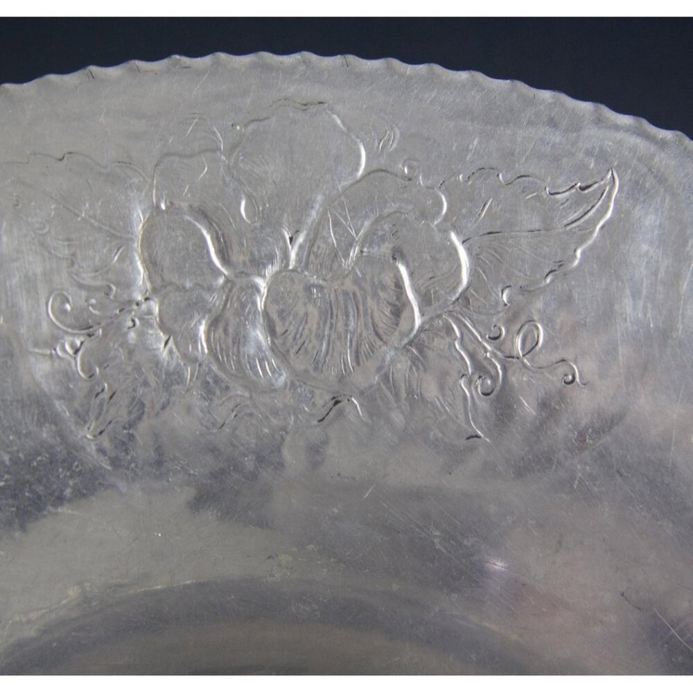 Vintage Hand Hammered Wrought Aluminum Fruit Flower Motif Basket - Picture 7 of 10